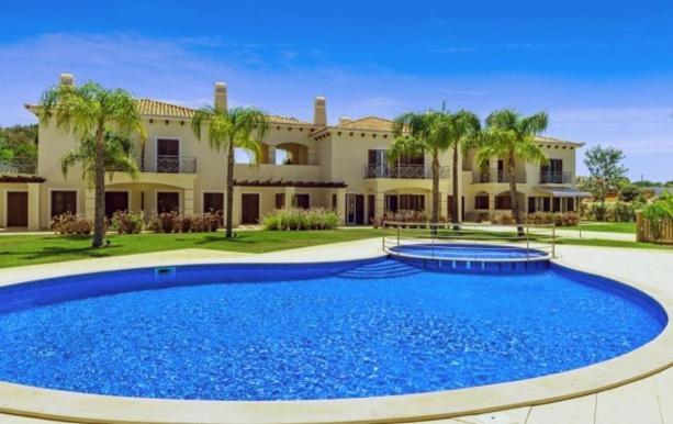 Villa Cascata, 3 Bedroom, Pool, Close To Olhos De Agua Albufeira Dış mekan fotoğraf