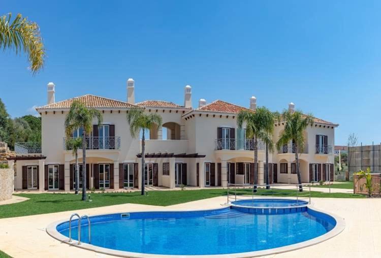 Villa Cascata, 3 Bedroom, Pool, Close To Olhos De Agua Albufeira Dış mekan fotoğraf